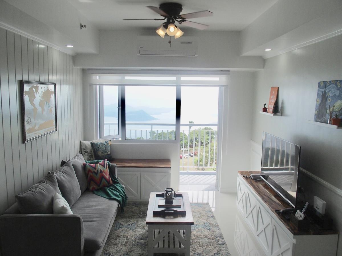 Cozy Family Suite With Stunning View Of Taal Tagaytay City Eksteriør bilde