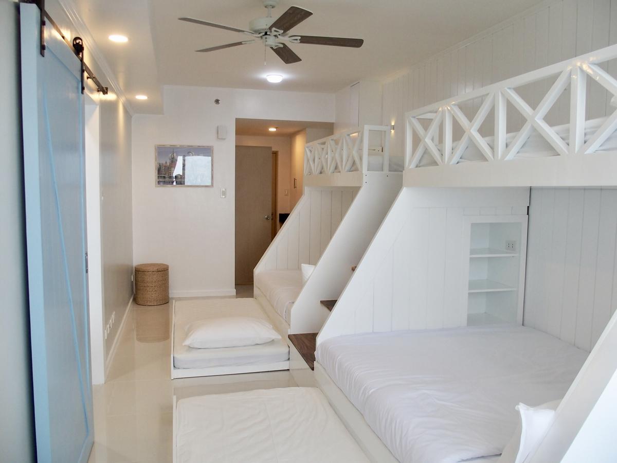 Cozy Family Suite With Stunning View Of Taal Tagaytay City Eksteriør bilde
